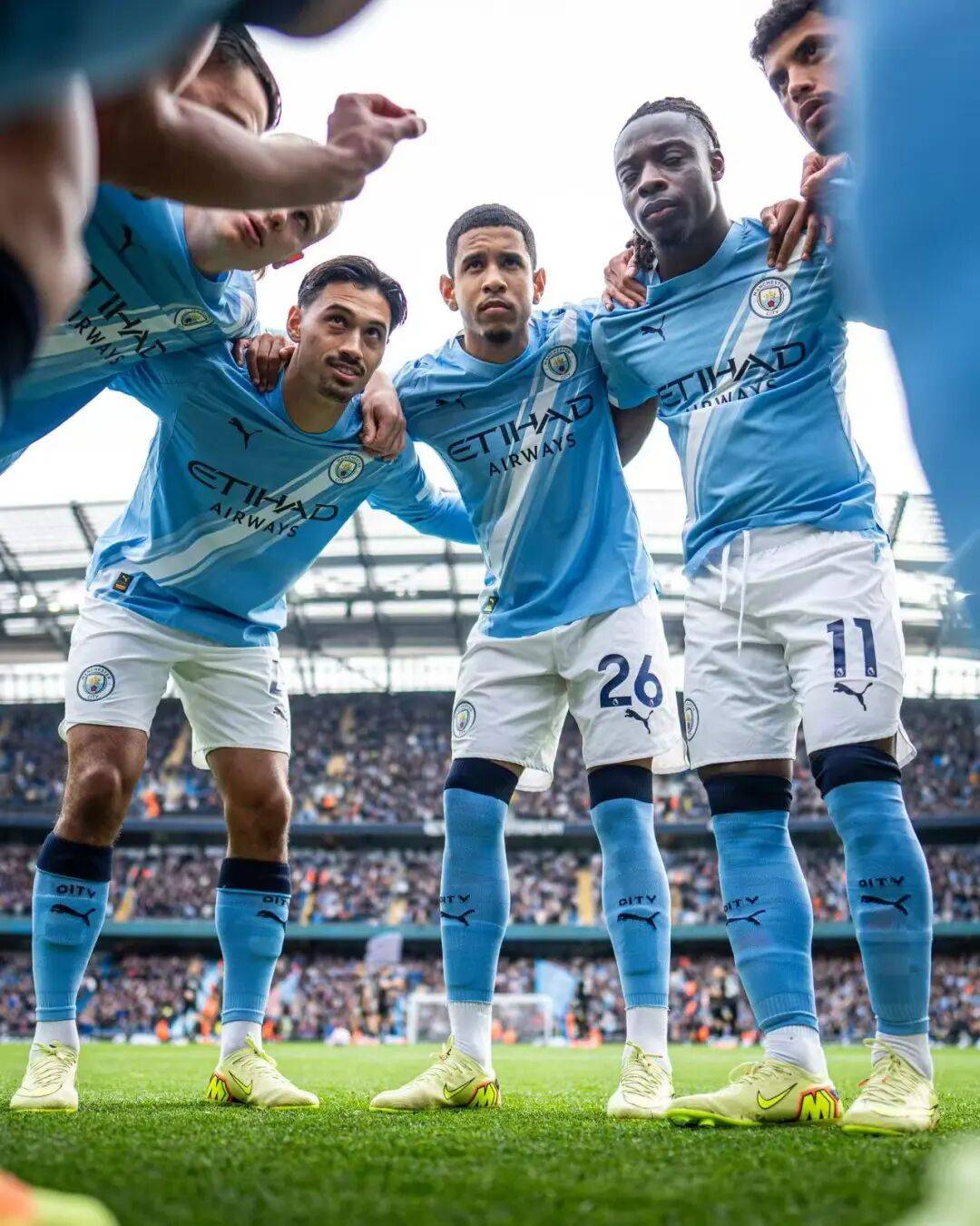 勇士伤病报告：库里、巴特勒、追梦等六人都将缺席今天的比赛（勇士伤情更新：库里、巴特勒、追梦等6人将缺席今日比赛）