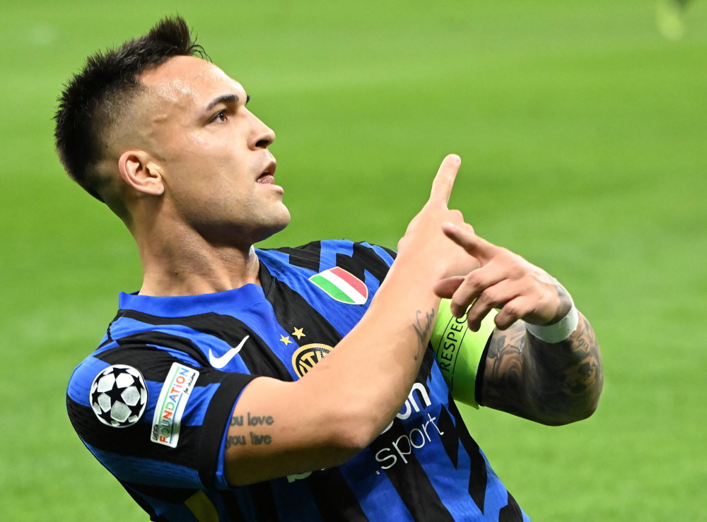 国王杯战报：里克尔梅帽子戏法，贝蒂斯4-1托伦CF（国王杯：里克尔梅戴帽，贝蒂斯4-1击退托伦CF）