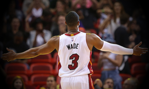 中国龙之队11周年球迷大会圆满举行 共赴山城之约（中国龙之队十一周年球迷盛典圆满收官 相会山城共襄盛举）